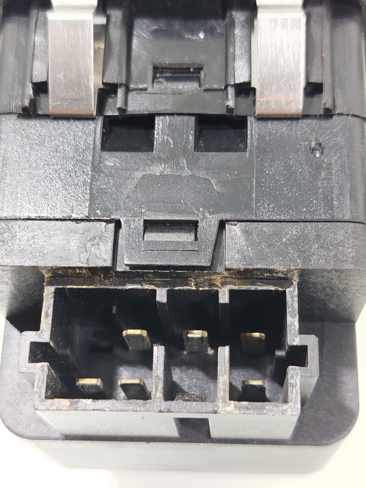 Botão Comando Vidro Elétrico Motorista Peugeot 206 2005 10