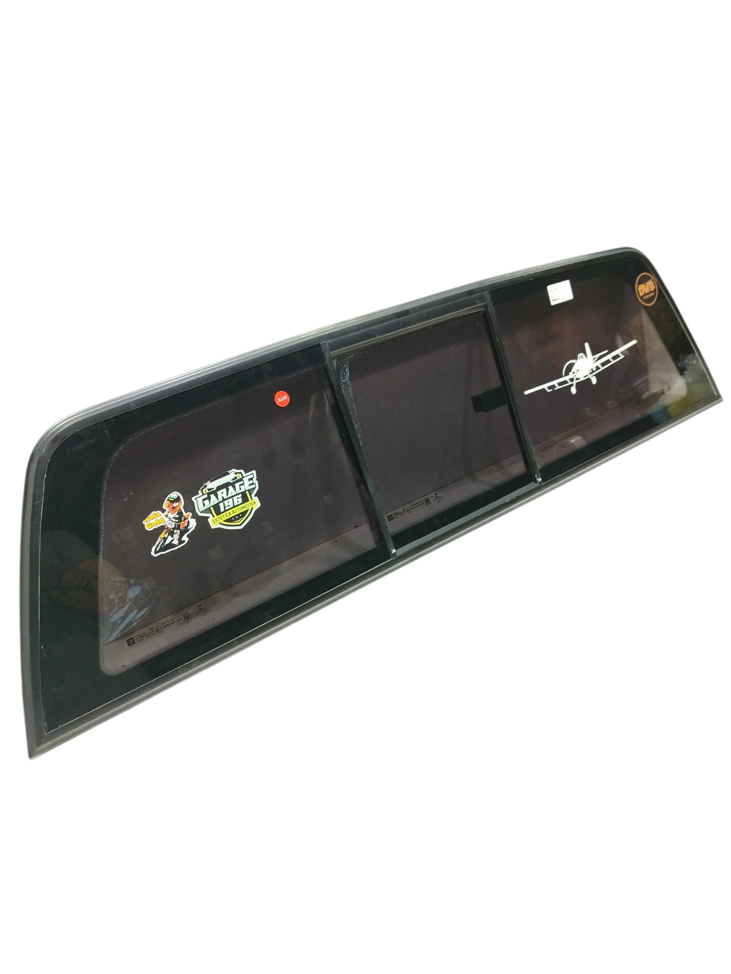 Vidro vigia traseiro gm montana 2013 3