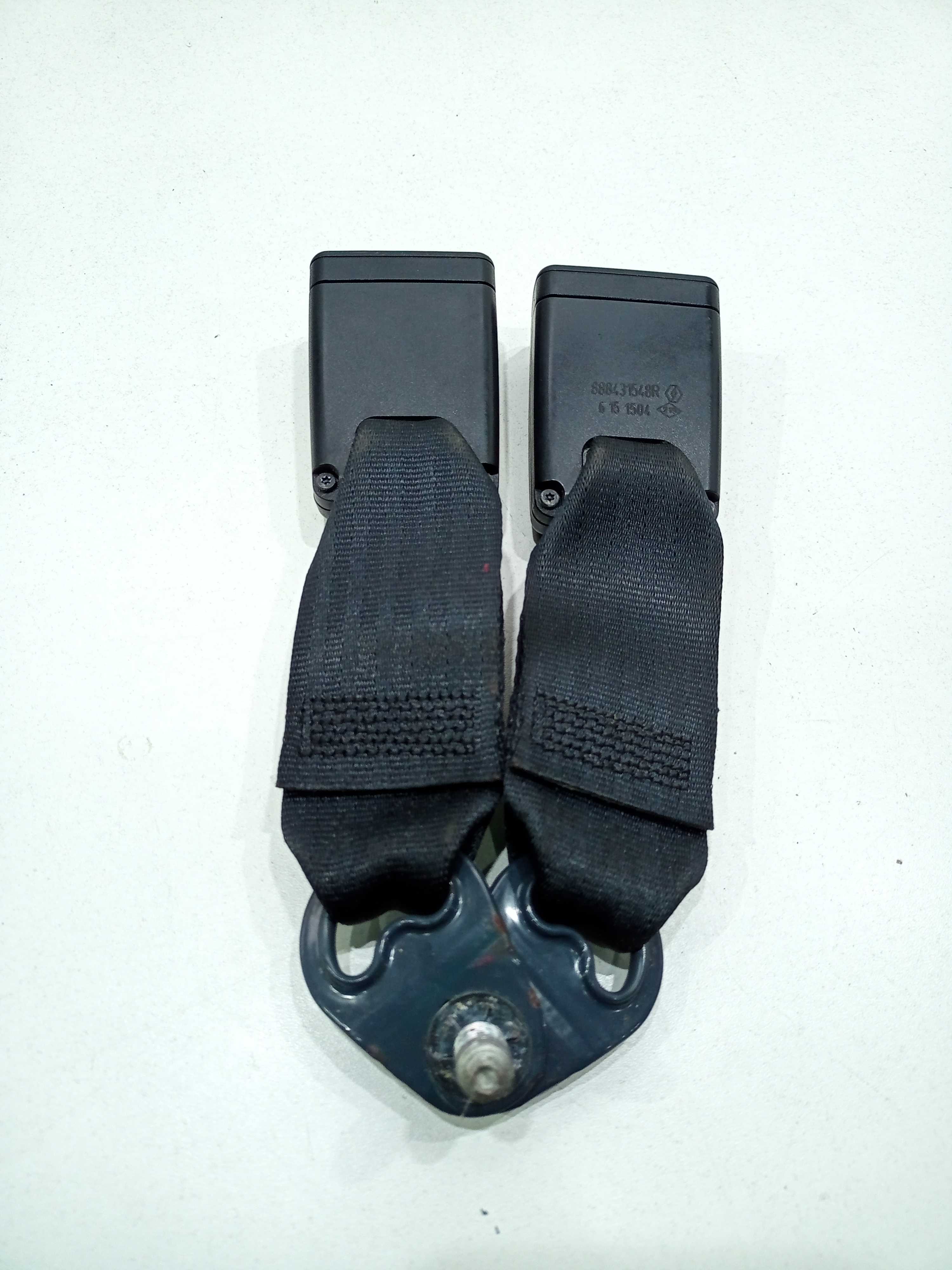 Engate cinto duplo segurança fêmea Renault Sandero 2016 3