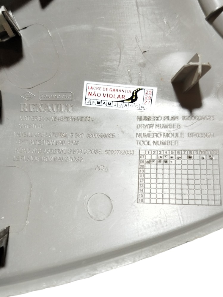Moldura Difusor Ar Painel Esq Renault Sandero 2009 Renault 2