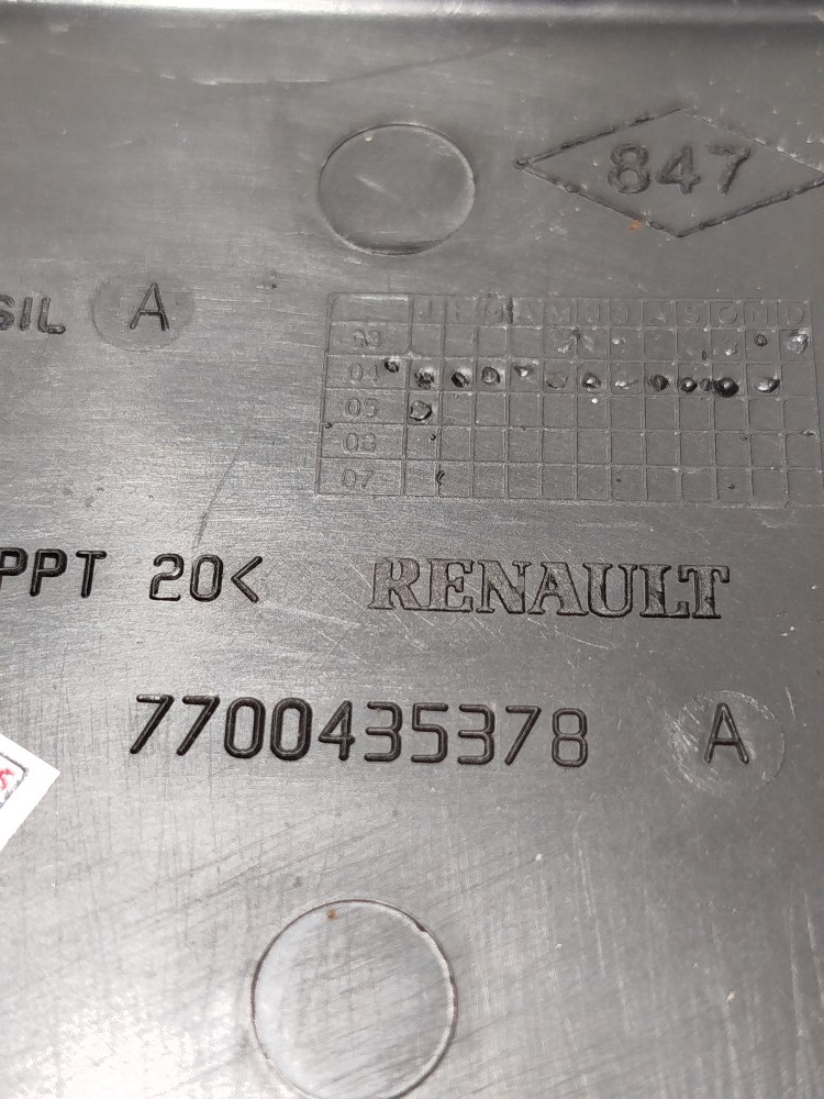 Tampa Caixa Fusíveis 1.0 16v Renault Clio 2006 Preta 7