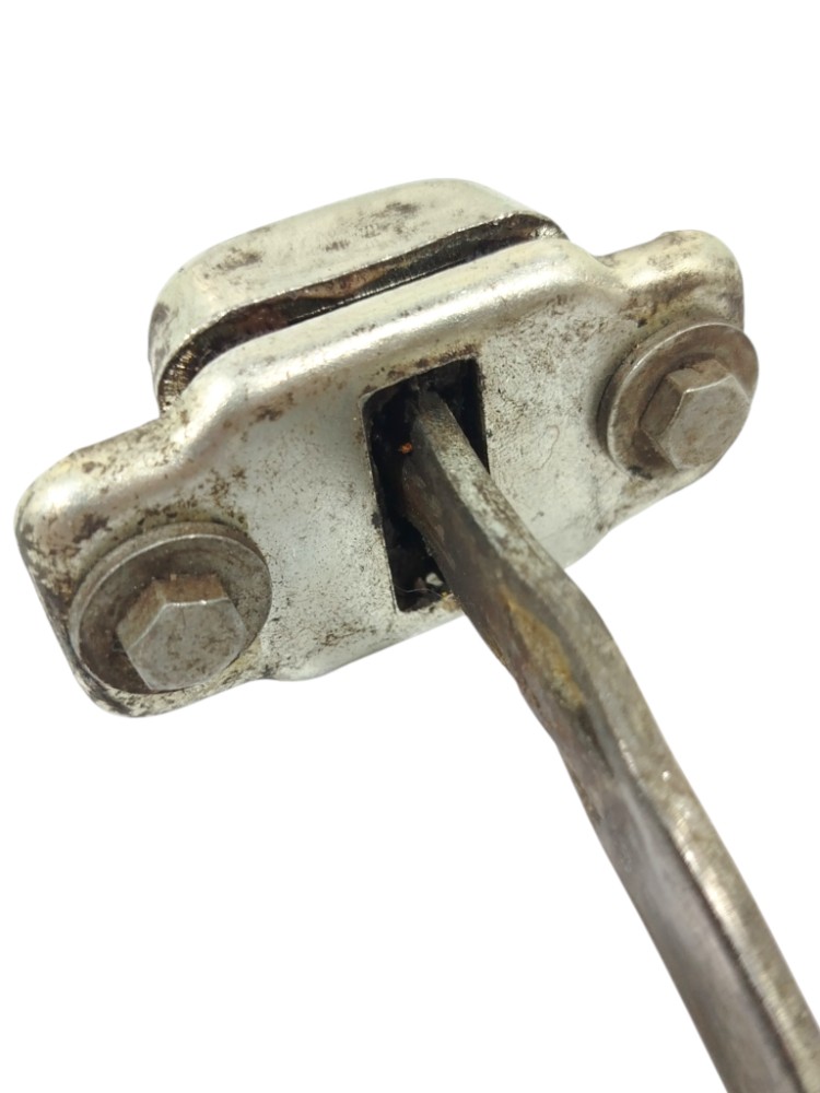 Limitador Porta Traseiro Dir Gm Corsa 1994 90484188 3