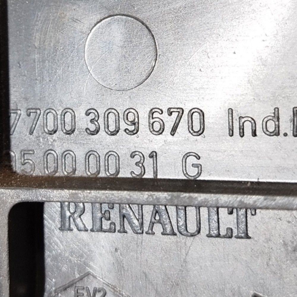 Capa Fechadura Esquerda Renault Kangoo Express 2013 2014 11