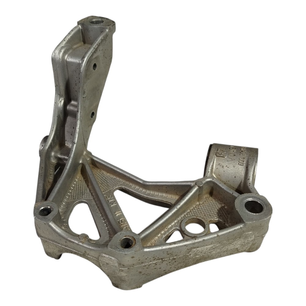 Suporte Bandeja Suspensão Direita Vw Fox Polo 2003 2014