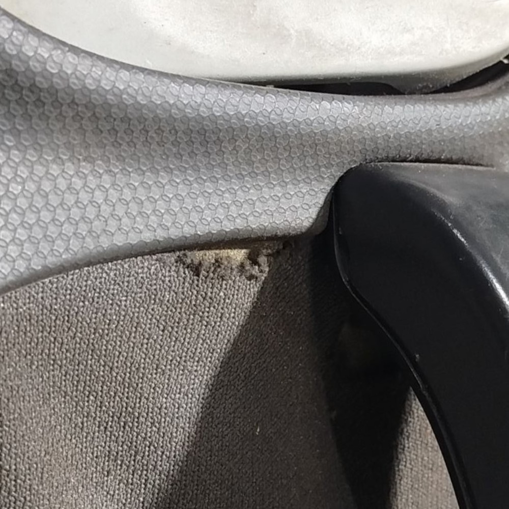 Forro Porta Dianteira Direita Fiat Grand Siena Avaria 15