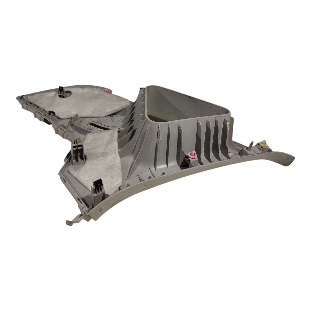 Moldura Coluna Traseira Direita Hyundai I30 2008 2012 17