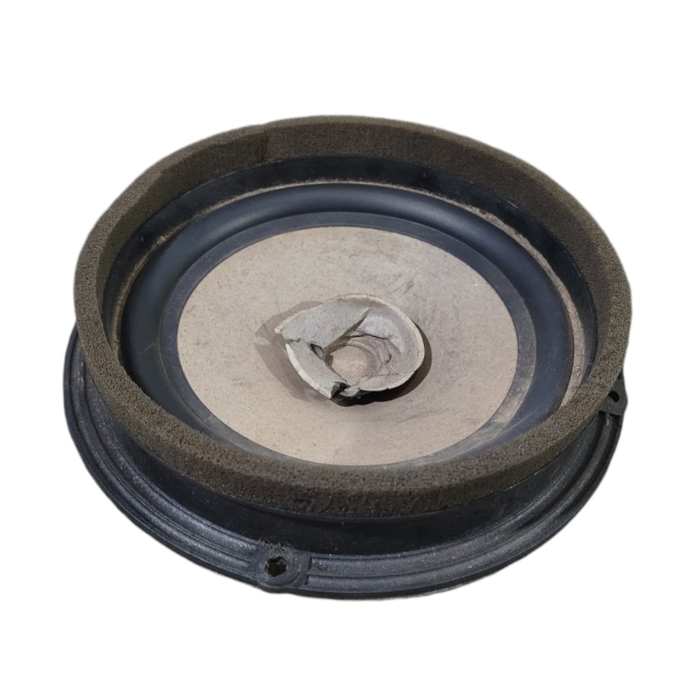 Alto Falante Volkswagen Fox 2008 Detalhe Preto 5