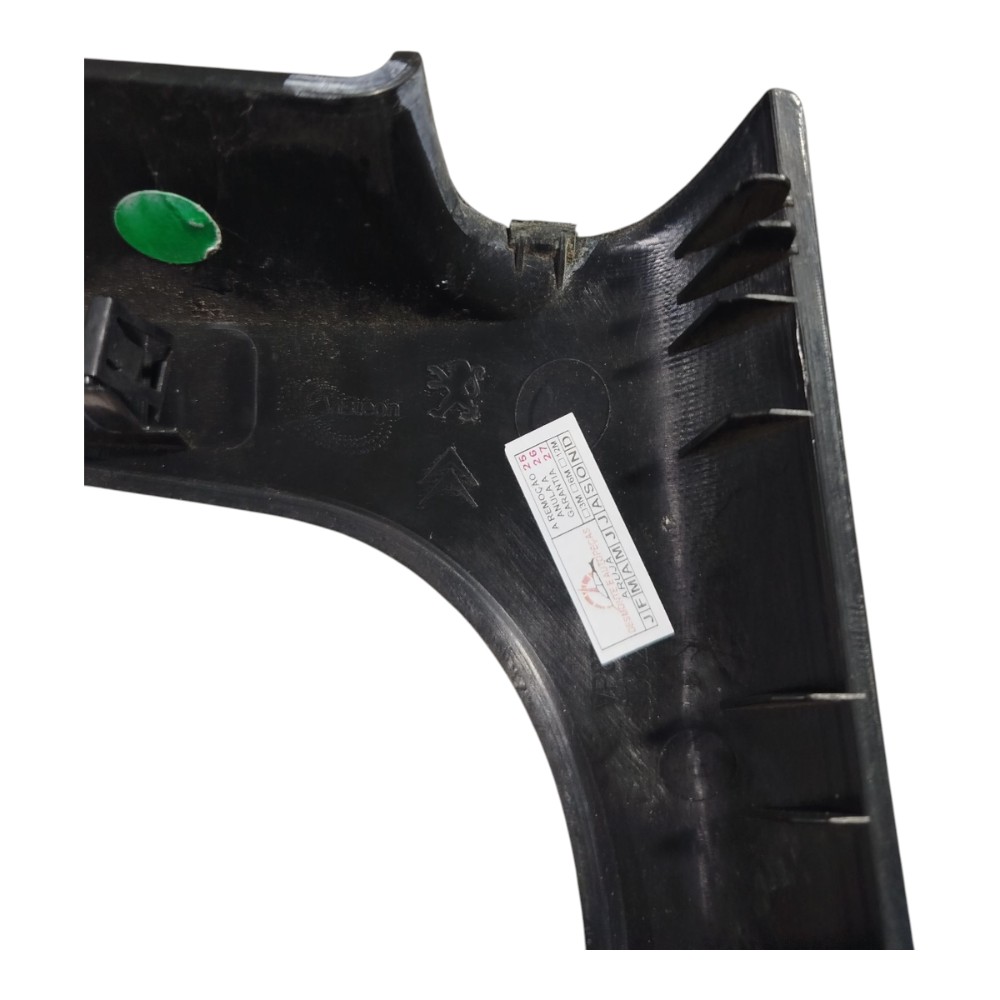 Moldura Painel Central Peugeot 207 2011 Avaria 5