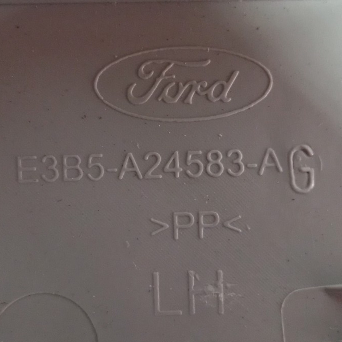 Acabamento Coluna B Ford Ka 2015 2016 2017 2021 7