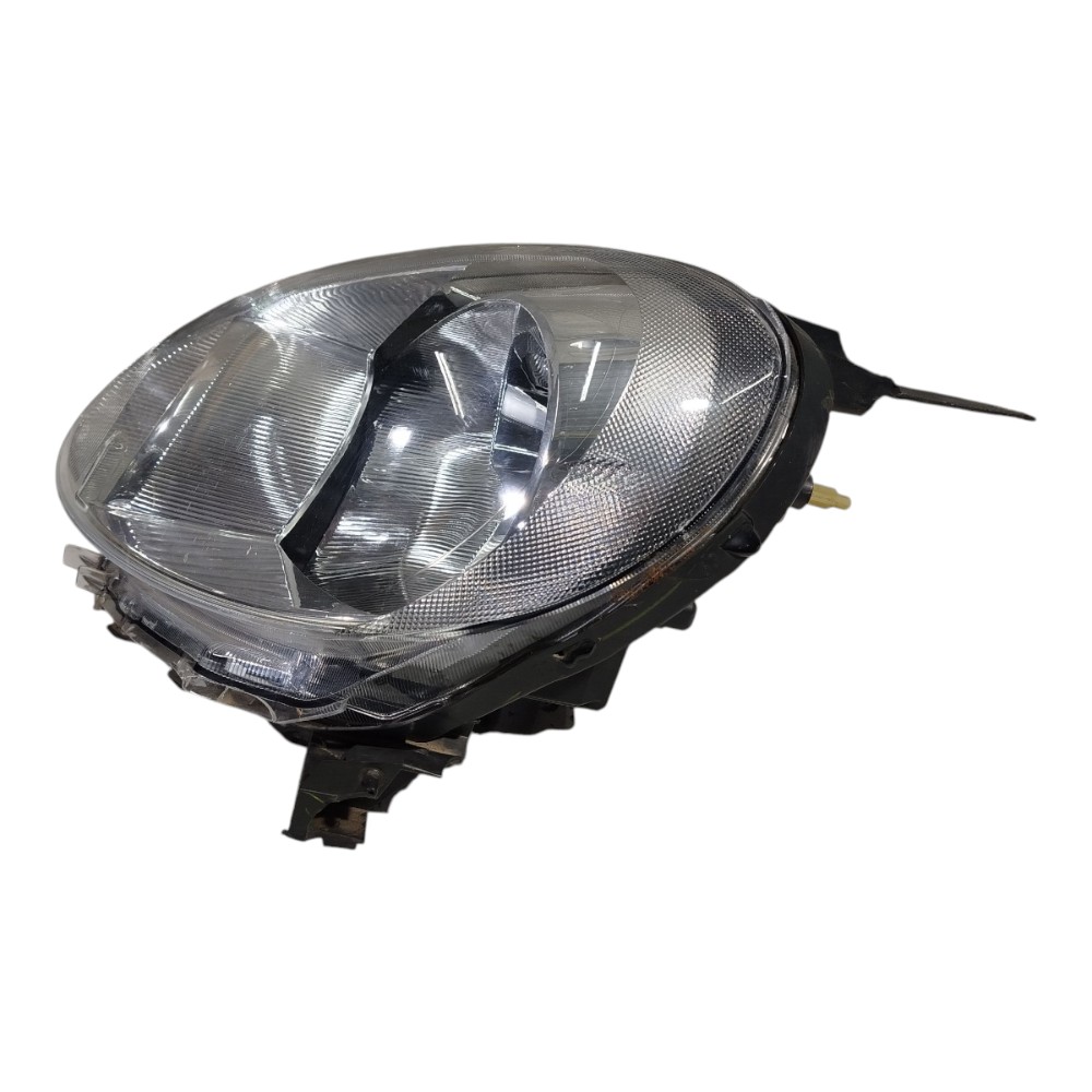 Farol Direito Nissan March 2012 Avaria Direito/passageiro 3