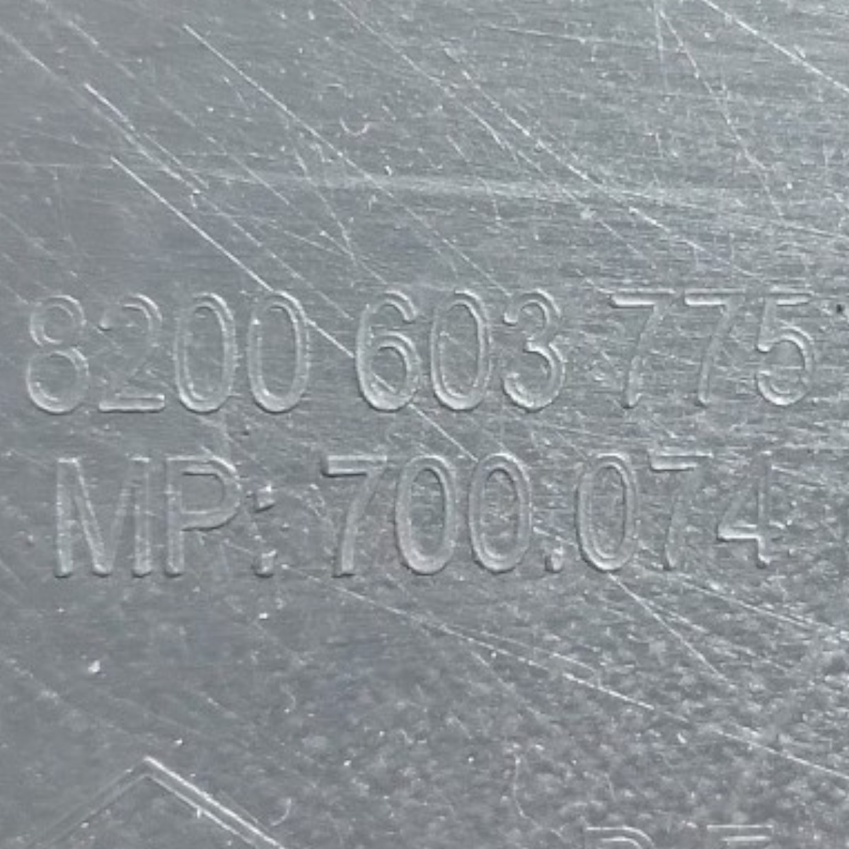 Acabamento Coluna Central Renault Logan 2010 8