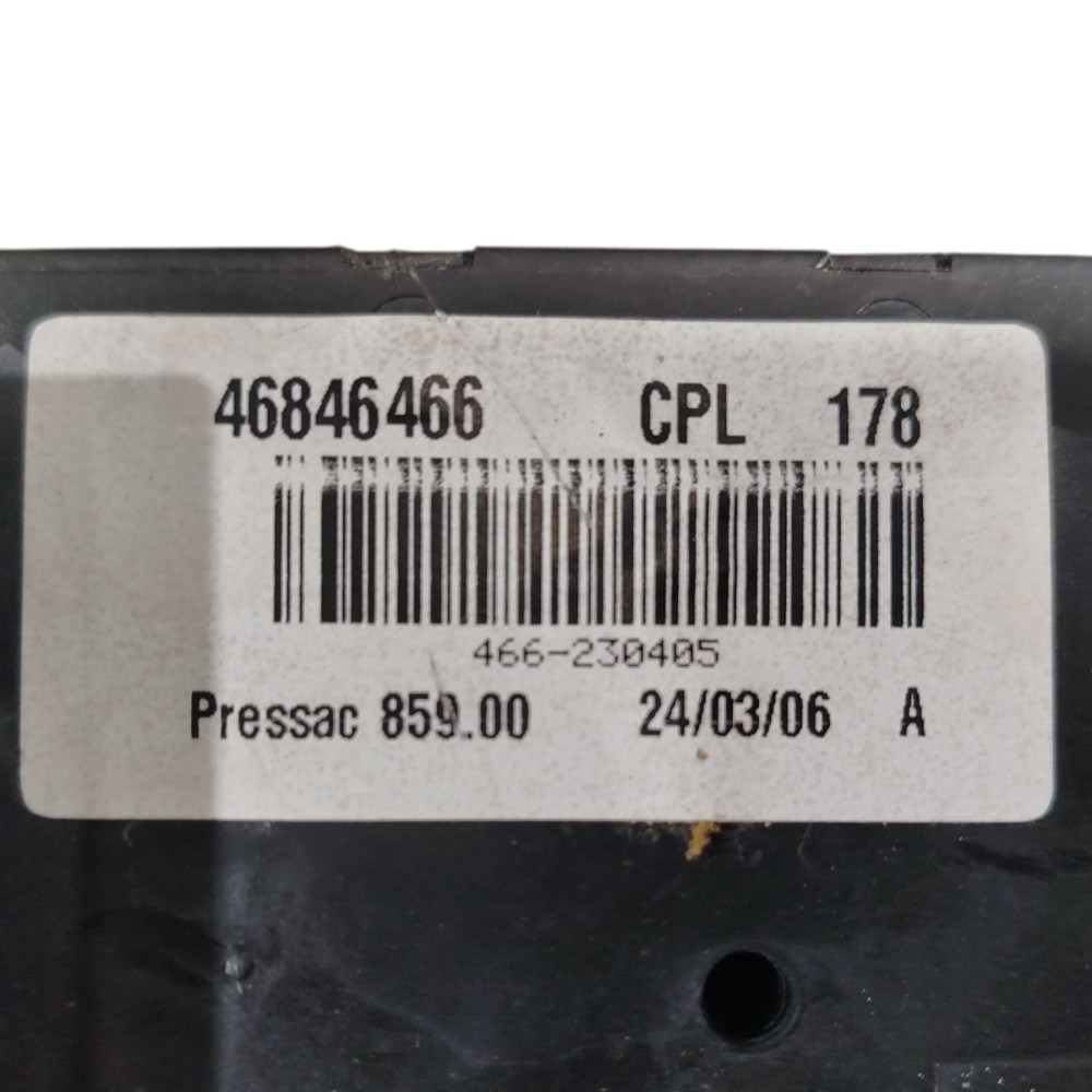 Caixa Fusível Bsi Fiat Idea 1.4 2007 9