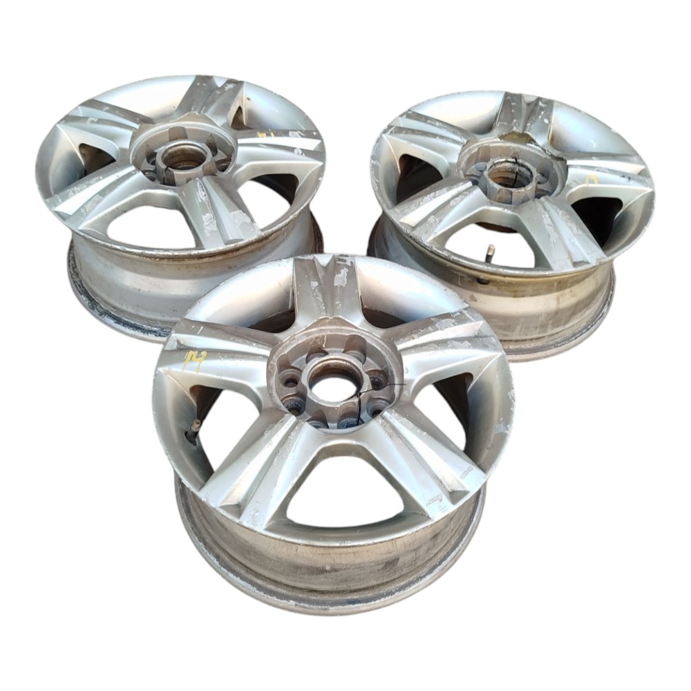 3 Rodas Multi Furo Aro 14