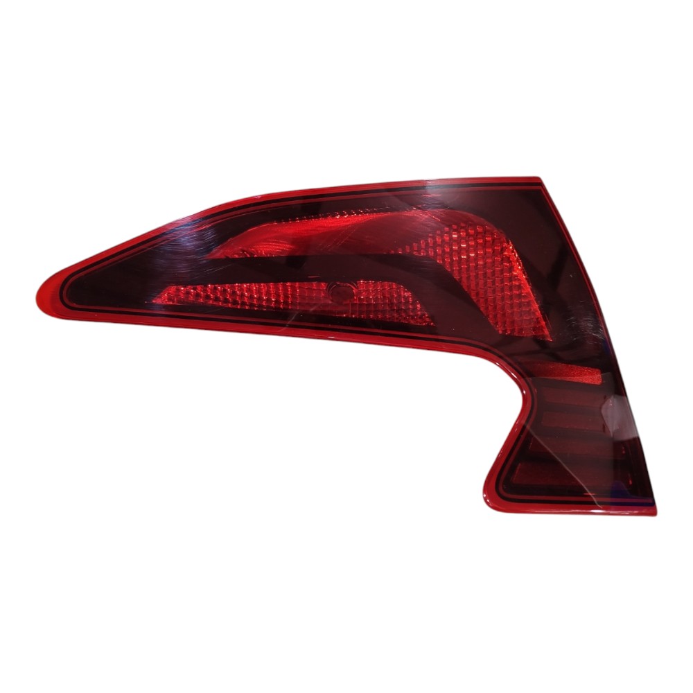 Lanterna Tampa Traseira Esquerda Hyundai Hb20 2023 Hatch