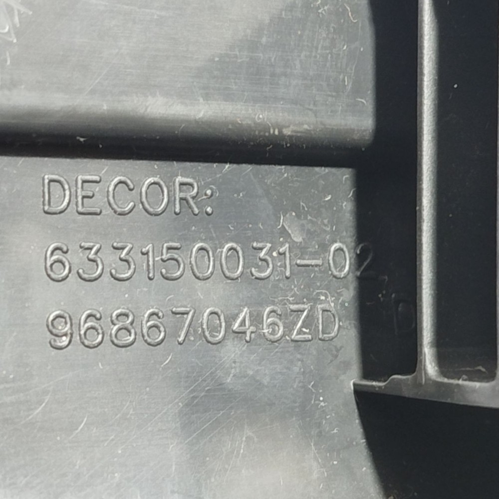 Acabamento Soleira Dianteira Direita Citroen C3 2013 2014 17