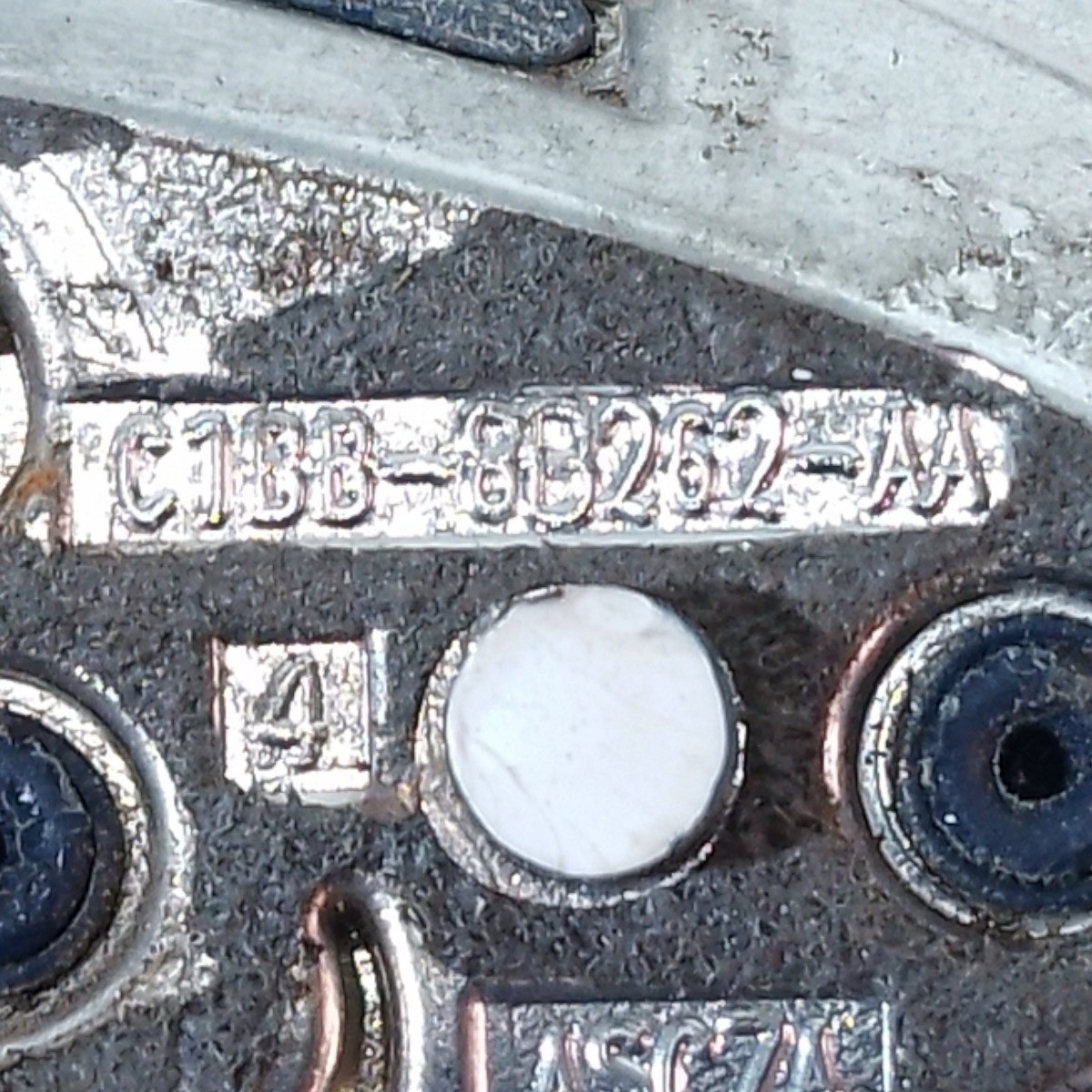 Emblema Ford New Fiesta 2014 Original Usado 5