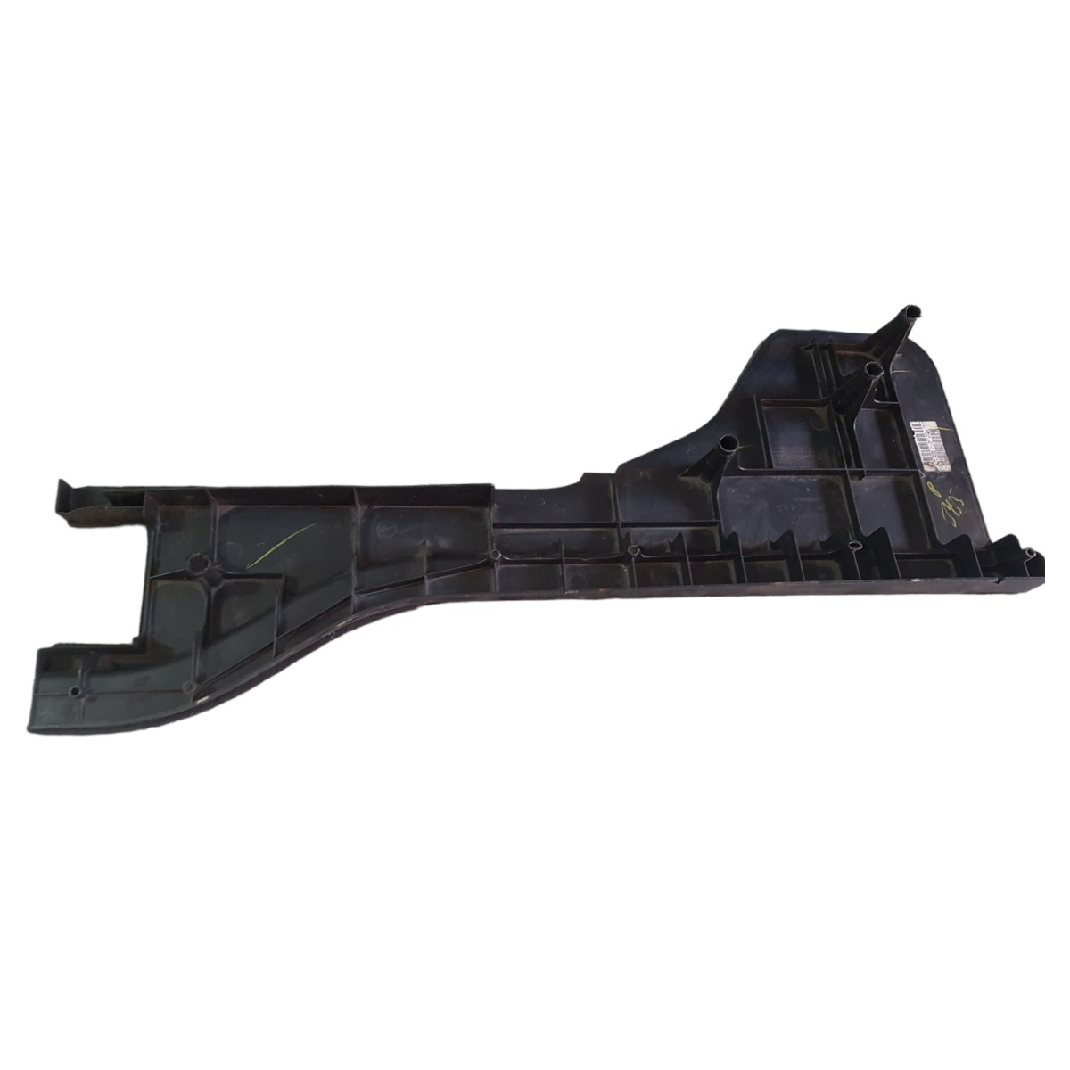 Moldura Inferior Esquerdo Porta Malas Nissan Tiida 2008 4
