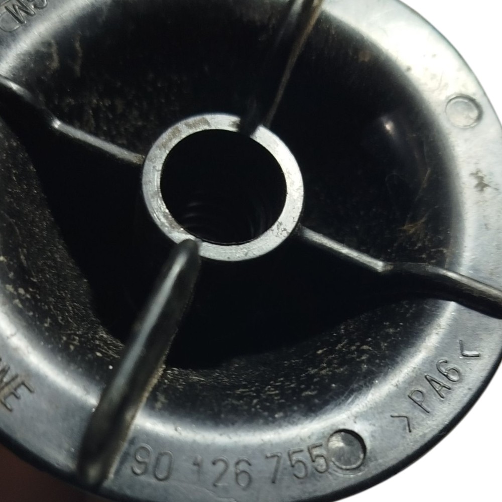 Porca Fixação Estepe Gm Astra Celta Corsa Zafira 2008 2010 9