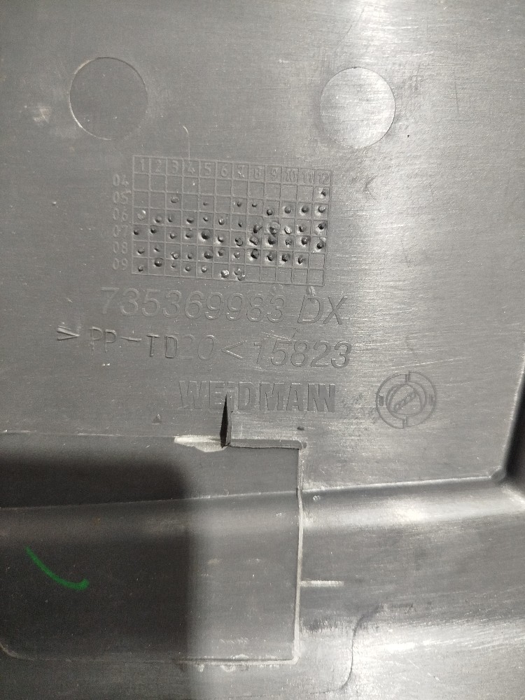 Acabamento Coluna B Direita Fiat Idea 2007 11