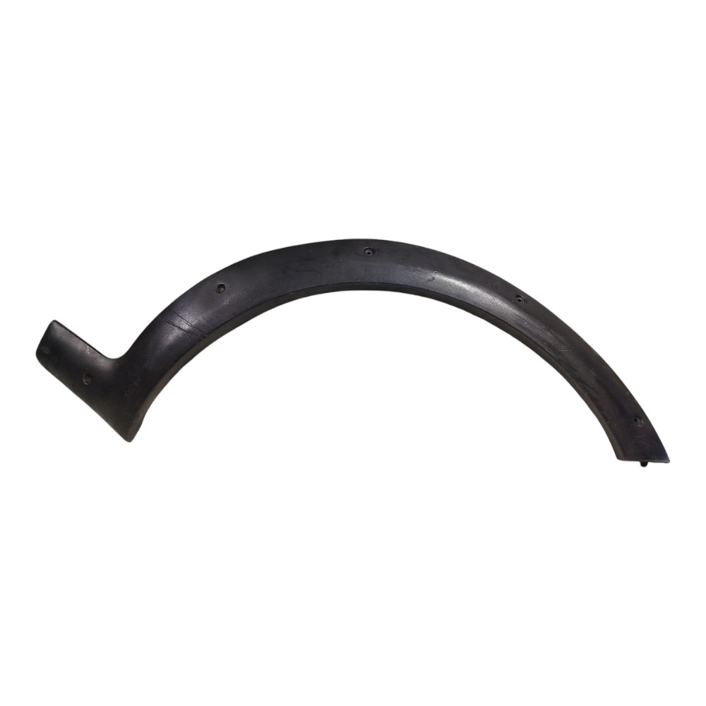 Moldura Paralama Dianteiro Direito Fiat Strada Working 2001