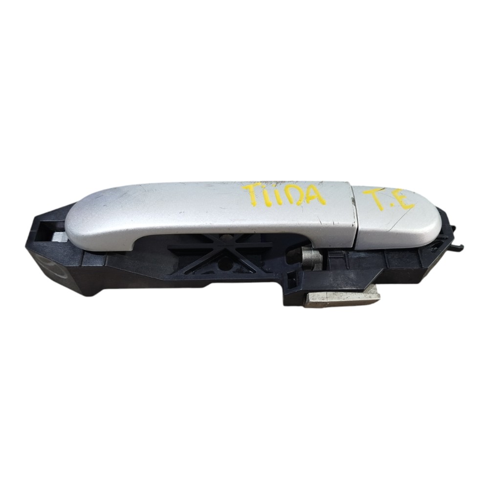 Maçaneta Externa Traseira Esquerda Nissan Tiida 2007 2012 – Traseira