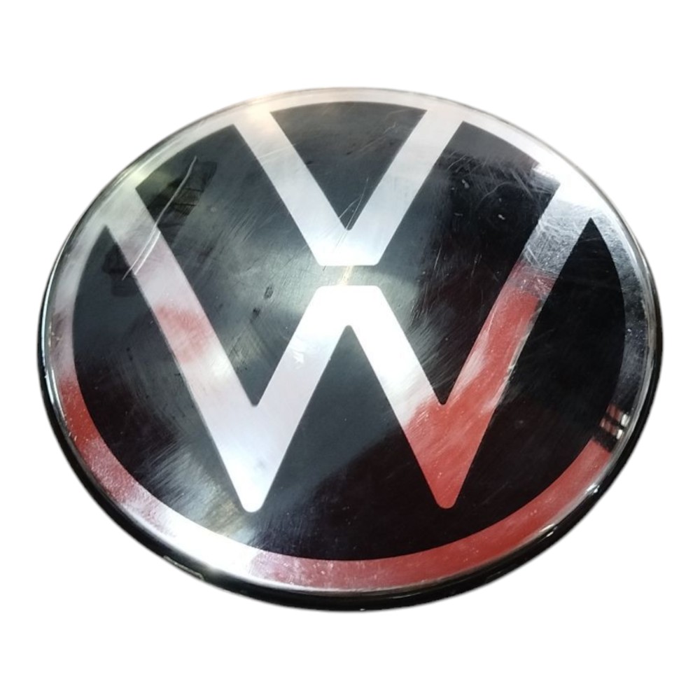 Emblema Dianteiro Volkswagen Jetta Gli 2024 Avaria