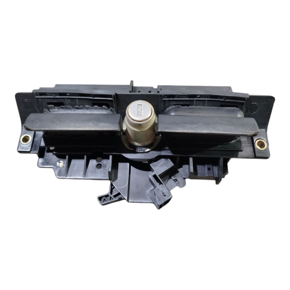 Maçaneta Porta Malas Audi A3 2001