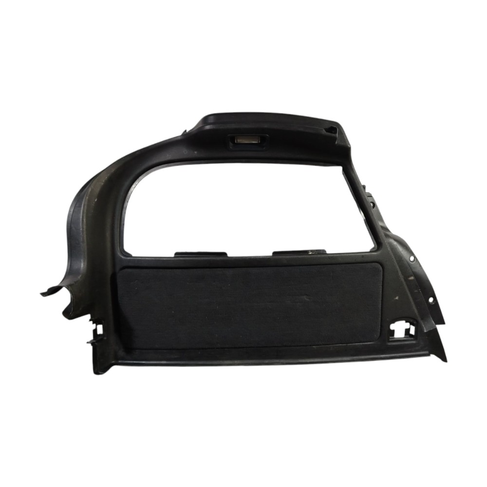Acabamento Traseiro Esquerdo Porta Malas Audi A3 2001