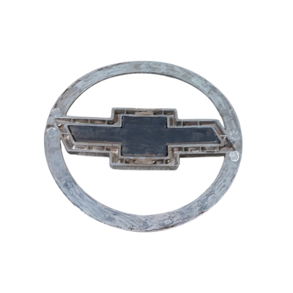 Emblema Dianteiro Gm Chevrolet Celta 9