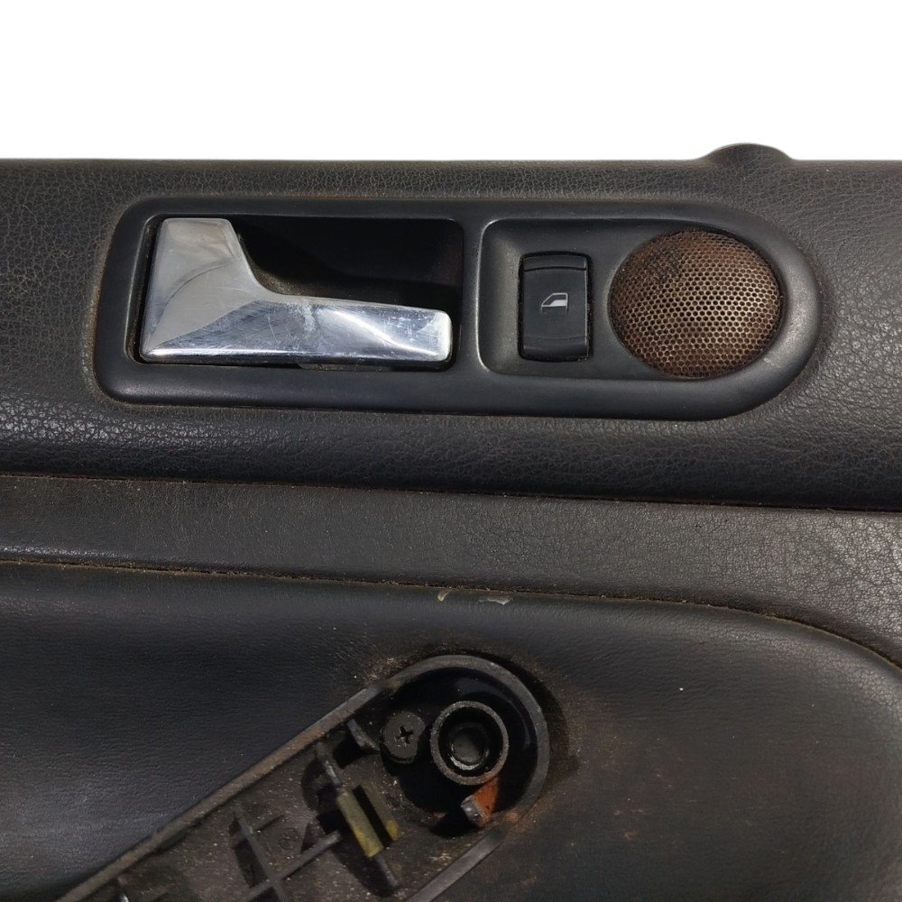 Forro Porta Traseira Esquerda Volkswagen Golf Mk4 17