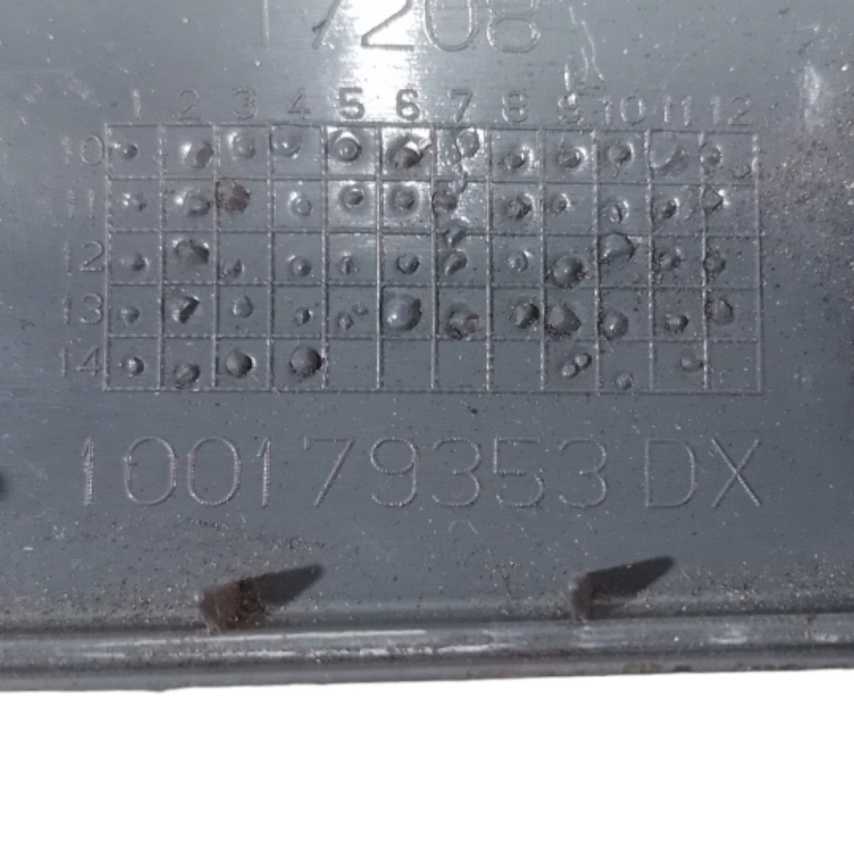 Moldura Puxador Traseiro Direito Fiat Uno Vivace Avaria 10