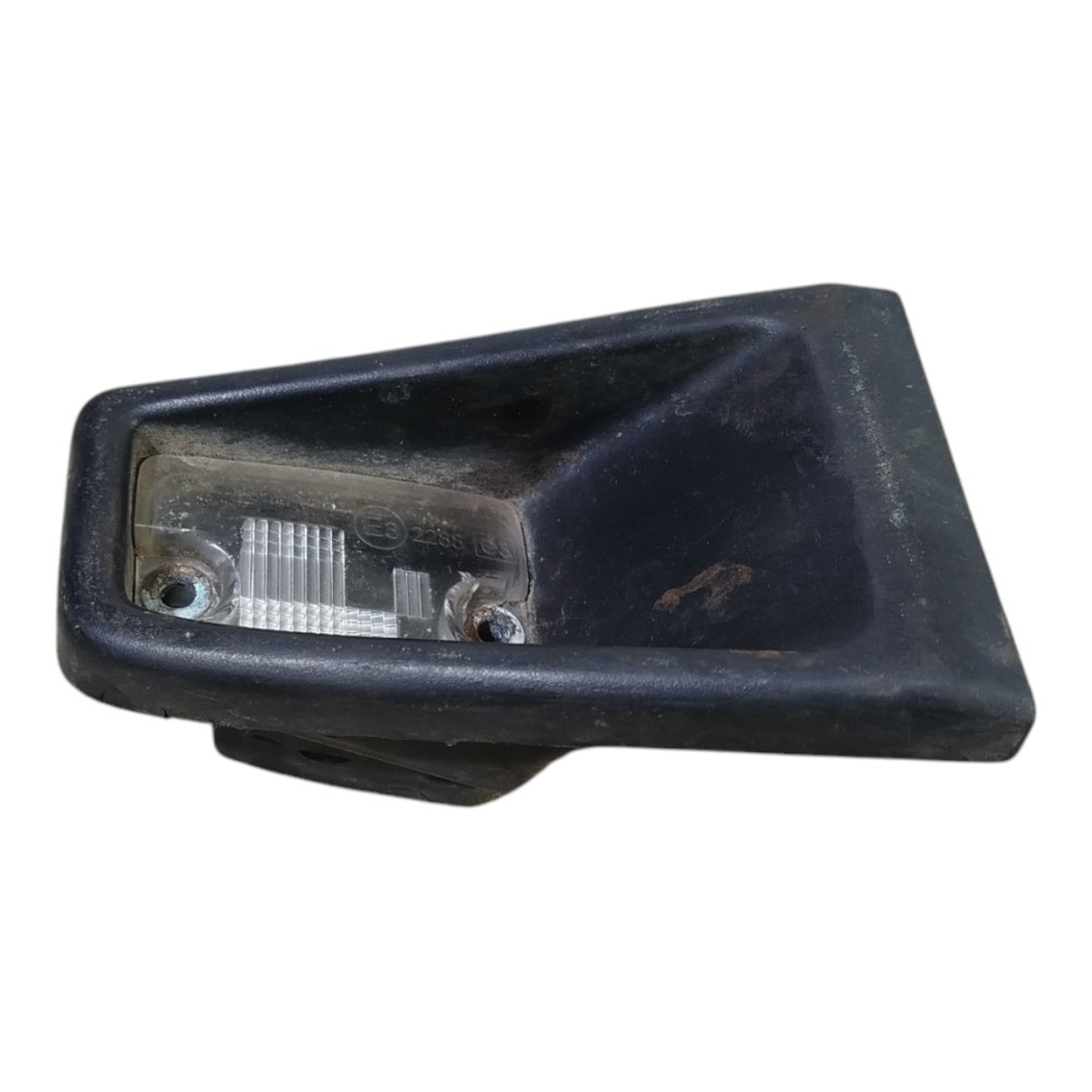 Luz Placa Esquerda Fiat Strada 2006 2018