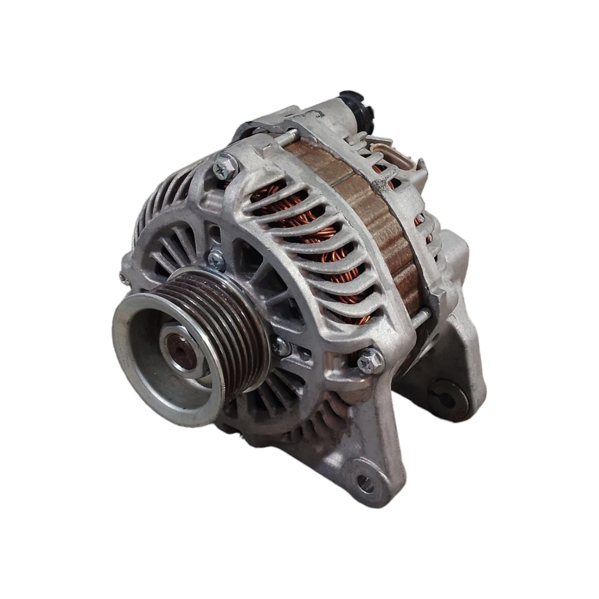 Alternador Nissan March Versa 1.6 16v 2013 2014 2019