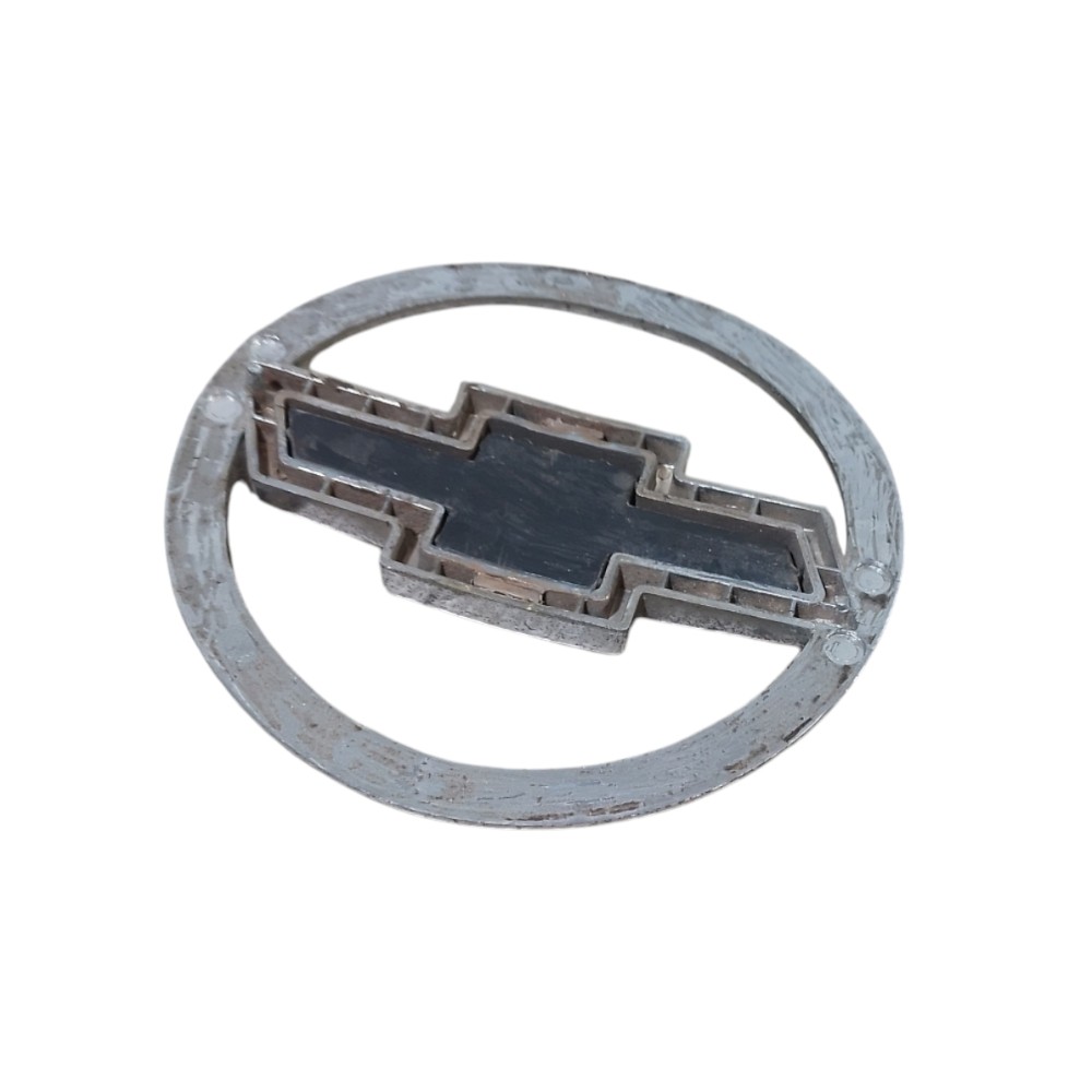 Emblema Dianteiro Gm Chevrolet Celta 5