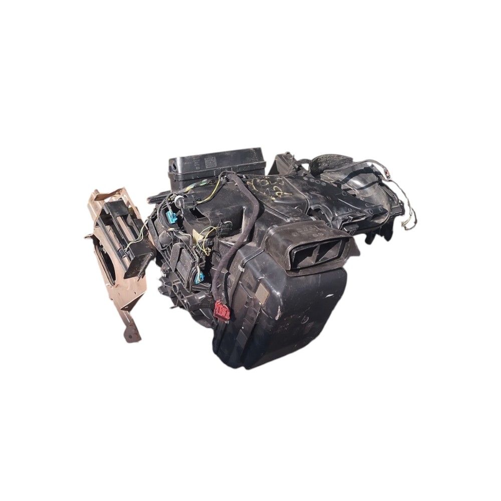 Caixa Ar Condicionado Volkswagen Polo Sem Ventilador