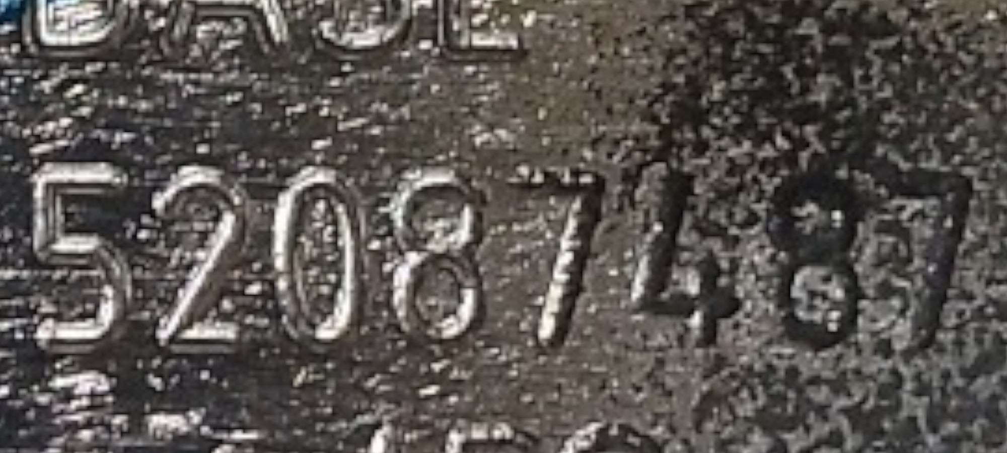 Emblema Grade Dianteiro Gm Cobalt 2017 52087487 6