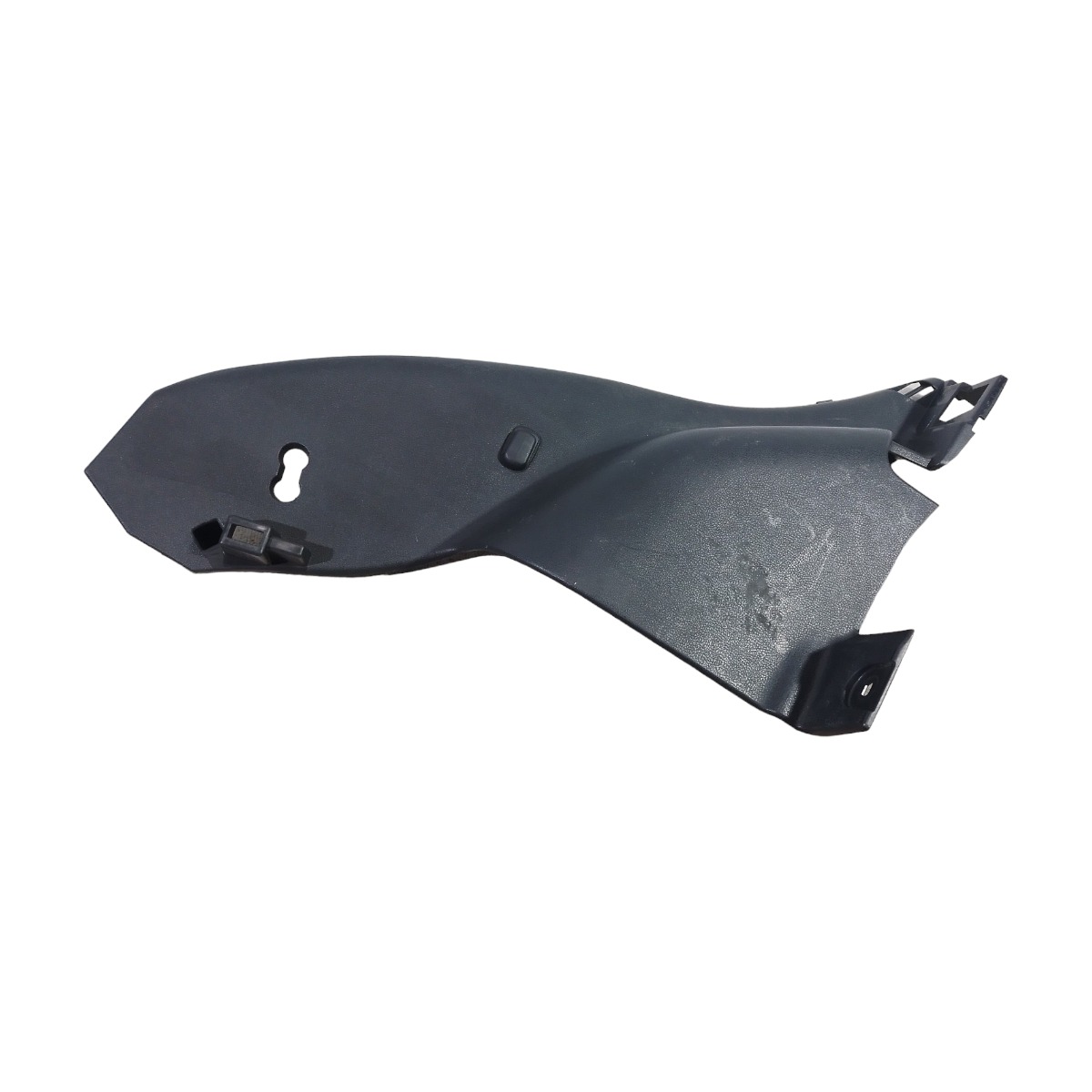 Acabamento Coluna Traseira Esquerdo Nissan March 2014 4