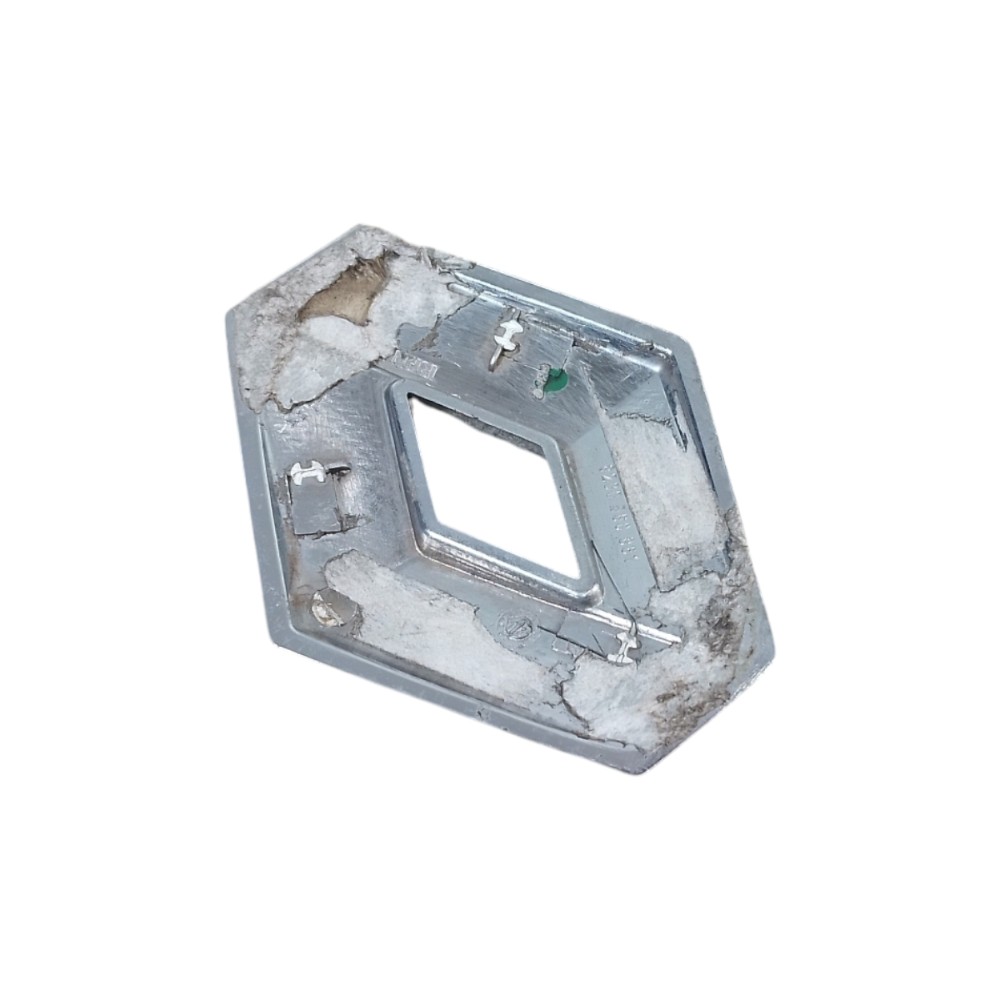 Emblema Tampa Traseira Renault Clio 2004 2015 11