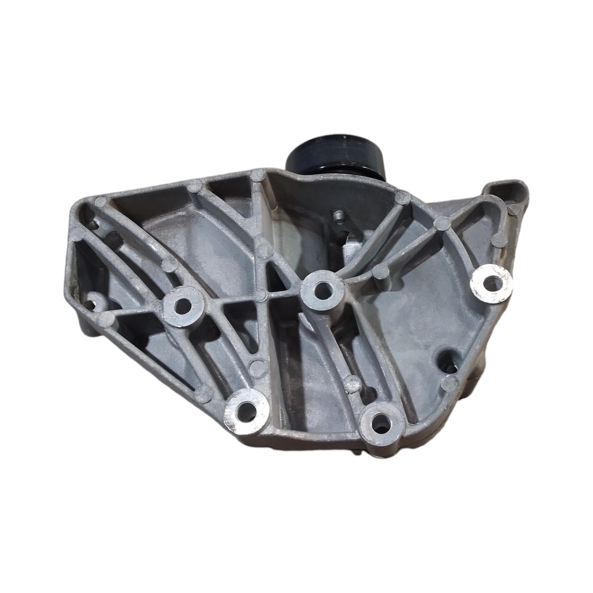 Suporte Compressor Ar Condicionado Gm Onix 1.4 8v 2018 2019 5