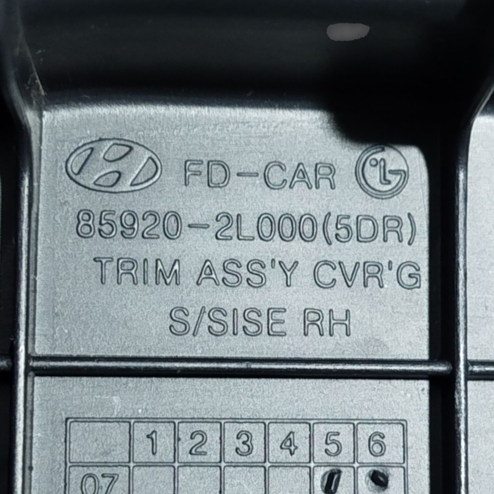 Suporte Bagagito Direito Hyundai I30 2008 2012 19