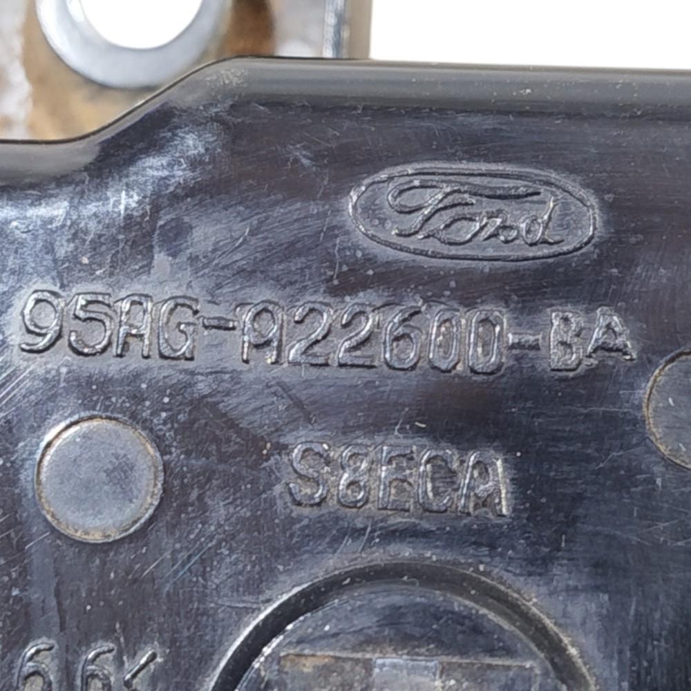 Maçaneta Interna Direita Ford Escort 1998 15