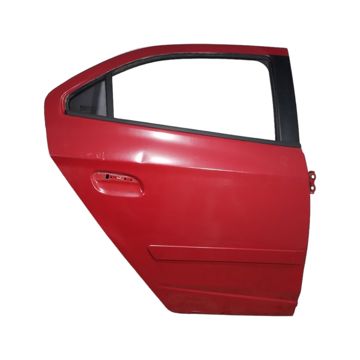Porta Traseira Direita Gm Chevrolet Onix 2013 2019 Detalhe Traseira Direito Vermelho