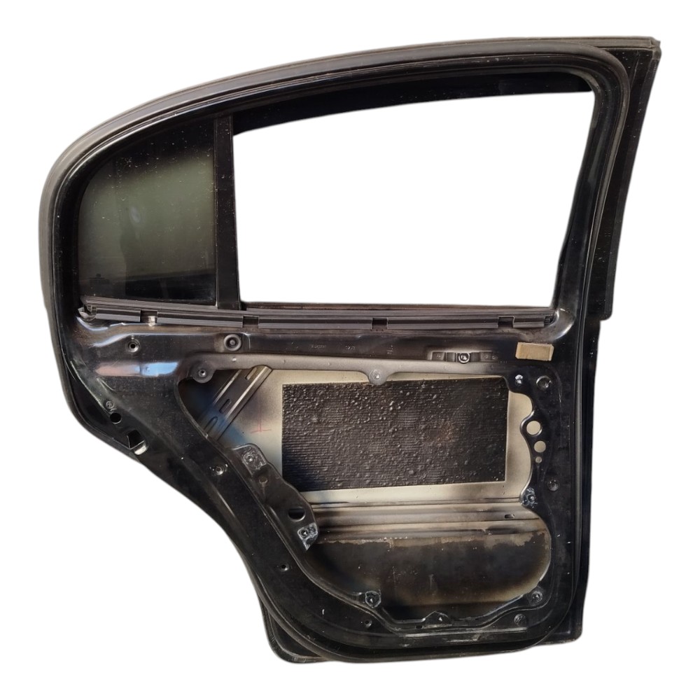 Porta Traseira Esquerda Vw Polo Sedan 2003 2004 Traseira Esquerdo 7