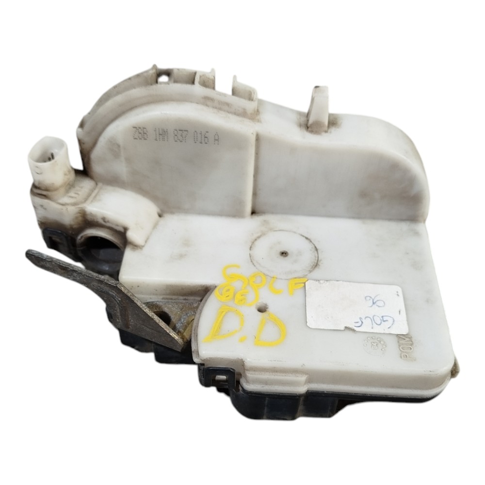 Fechadura Manual Dianteira Direita Vw Golf Mk3 1996 1998