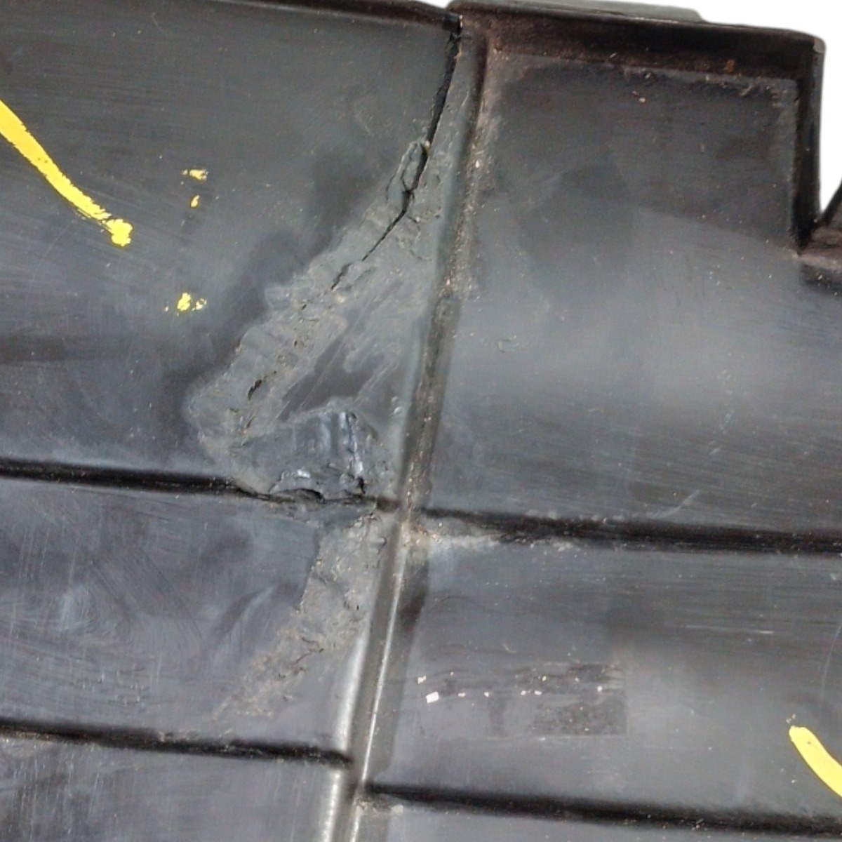 Defletor Inferior Radiador Gm Prisma 2013 2019 Avaria 8