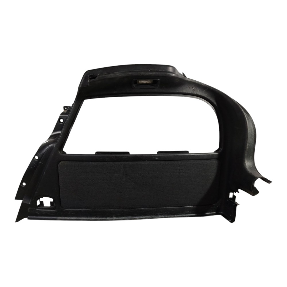 Acabamento Traseiro Porta Malas Direito Audi A3 2001