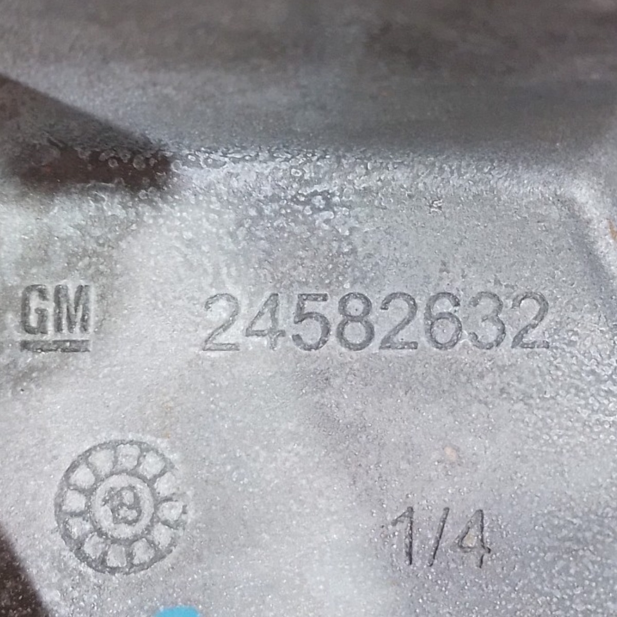 Suporte Compressor Ar Condicionado Gm Onix 2017 7