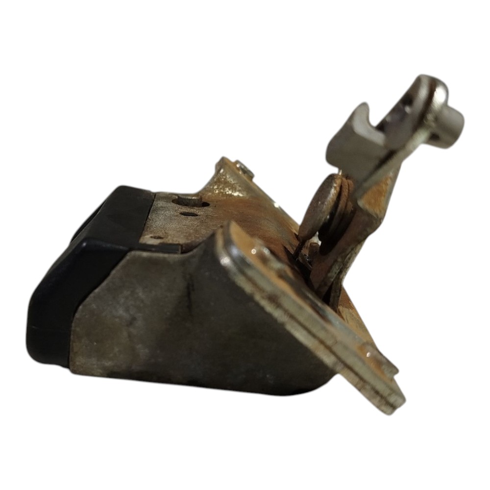 Fechadura Porta Malas Gm Chevrolet Zafira 2.0 Aut. 2012 7