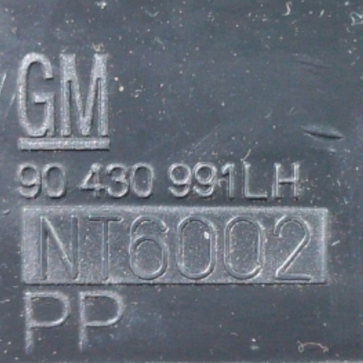 Moldura Puxador Traseiro Esquerdo Gm Corsa Classic 2007 2008 7