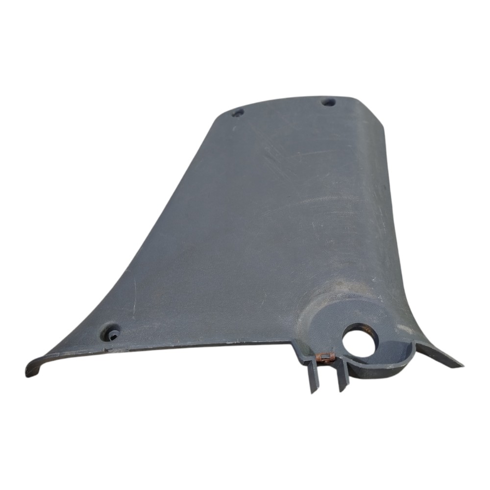Moldura Coluna Traseira Direita Fiat Doblo Adventure 2008